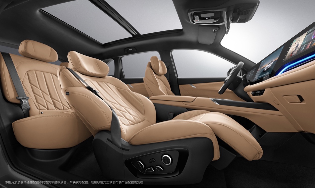 第四代CS75 PLUS上市即熱銷 長(zhǎng)安汽車再造燃油車現(xiàn)象級(jí)產(chǎn)品(圖12)