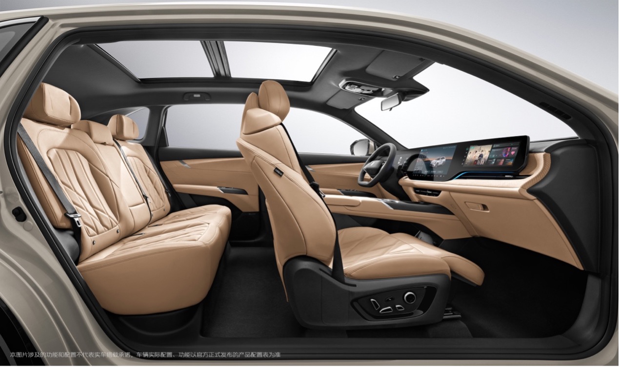 第四代CS75 PLUS上市即熱銷 長(zhǎng)安汽車再造燃油車現(xiàn)象級(jí)產(chǎn)品(圖10)