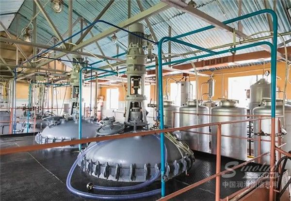 【潤滑油周報】潤滑業(yè)規(guī)范升級與市場變革 ——API 批準(zhǔn)新發(fā)動機(jī)油標(biāo)準(zhǔn)；福斯集團(tuán)收購?fù)卣谷蛴绊懥?圖16)