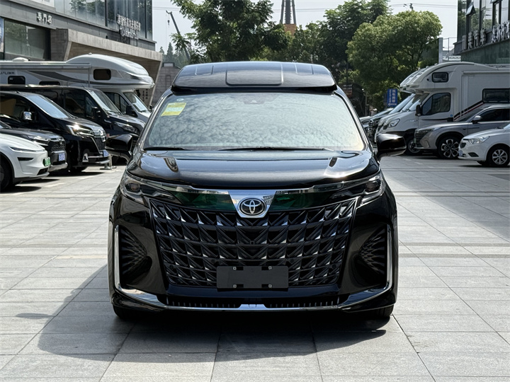 豐田高頂賽那商務(wù)車7座豪華版MPV空間更大了好開乘坐也舒適(圖1)